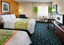 Fairfield-inn-by-marriott-guest-room-2014-226x157