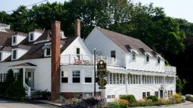 1637 Restaurant at the York Harbor Inn